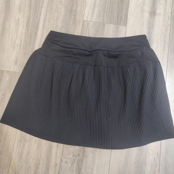 Nike skort - Picture 2 of 4